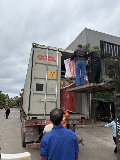 أحدث حالة شركة حول الزحليقة المائية جاهزة للشحن