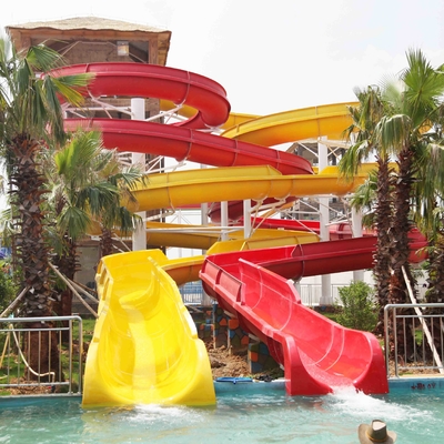 جودة  Fun Backyard Custom Water Pool Slides For Family , Amusement Park / Water Park Equipment مصنع